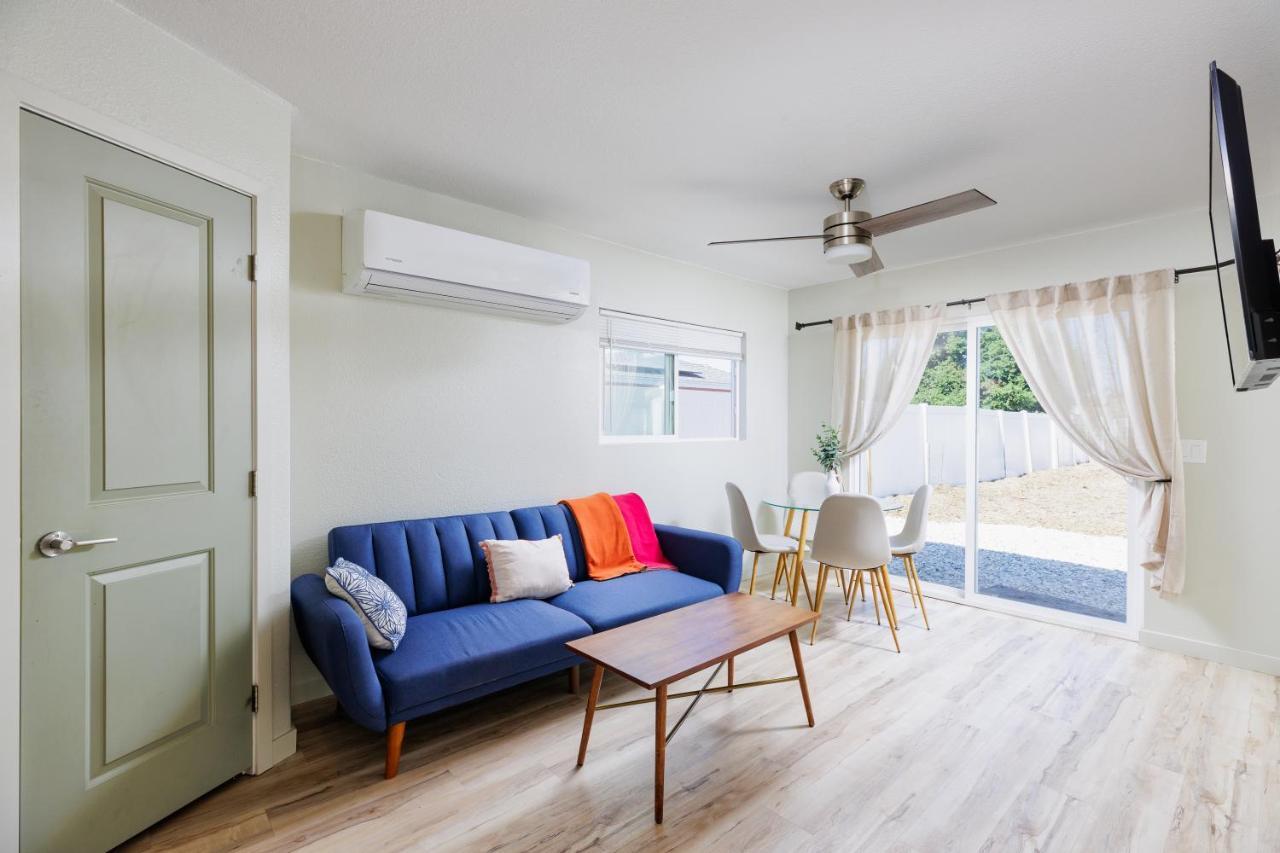 フォンタナ Cozy And Quiet Front Houseヴィラ エクステリア 写真